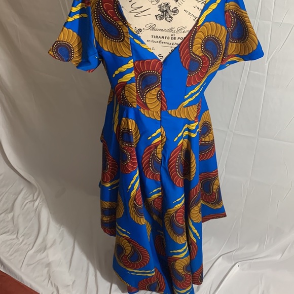NWOT - EY Studio Royal Blue, Ruby Red & Gold Print African high-low dress. Sz:L - Picture 2 of 9